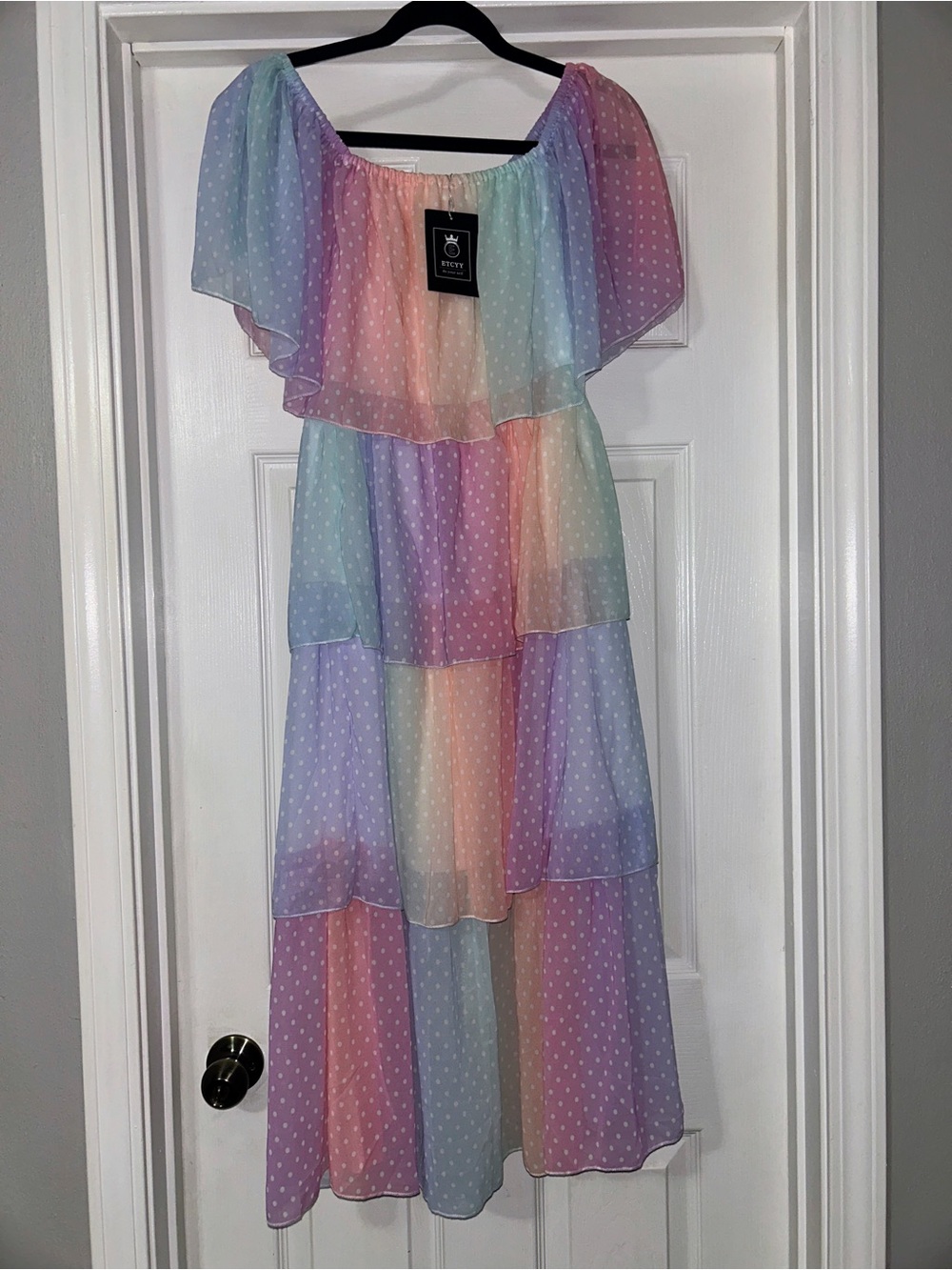 Women’s NWT Pastel Rainbow Off-Shoulder Tiered Maxi Dress Size Small